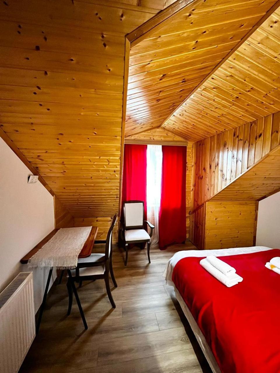 Nino & Irodi'S Guest House Kutaiszi Kültér fotó